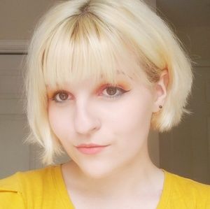 Meet your Posher, Bethany